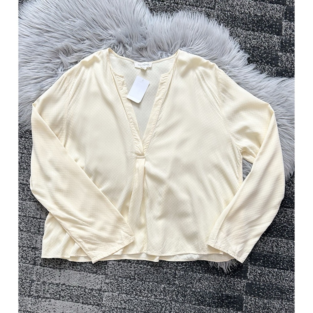 Treasure & Bond Women's Drapey Long Sleeve Classic Shirt in Cream Large MSRP $59